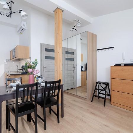 Kazimierz Apartments Near Wawel Royal Castle By Renters Krakau Buitenkant foto