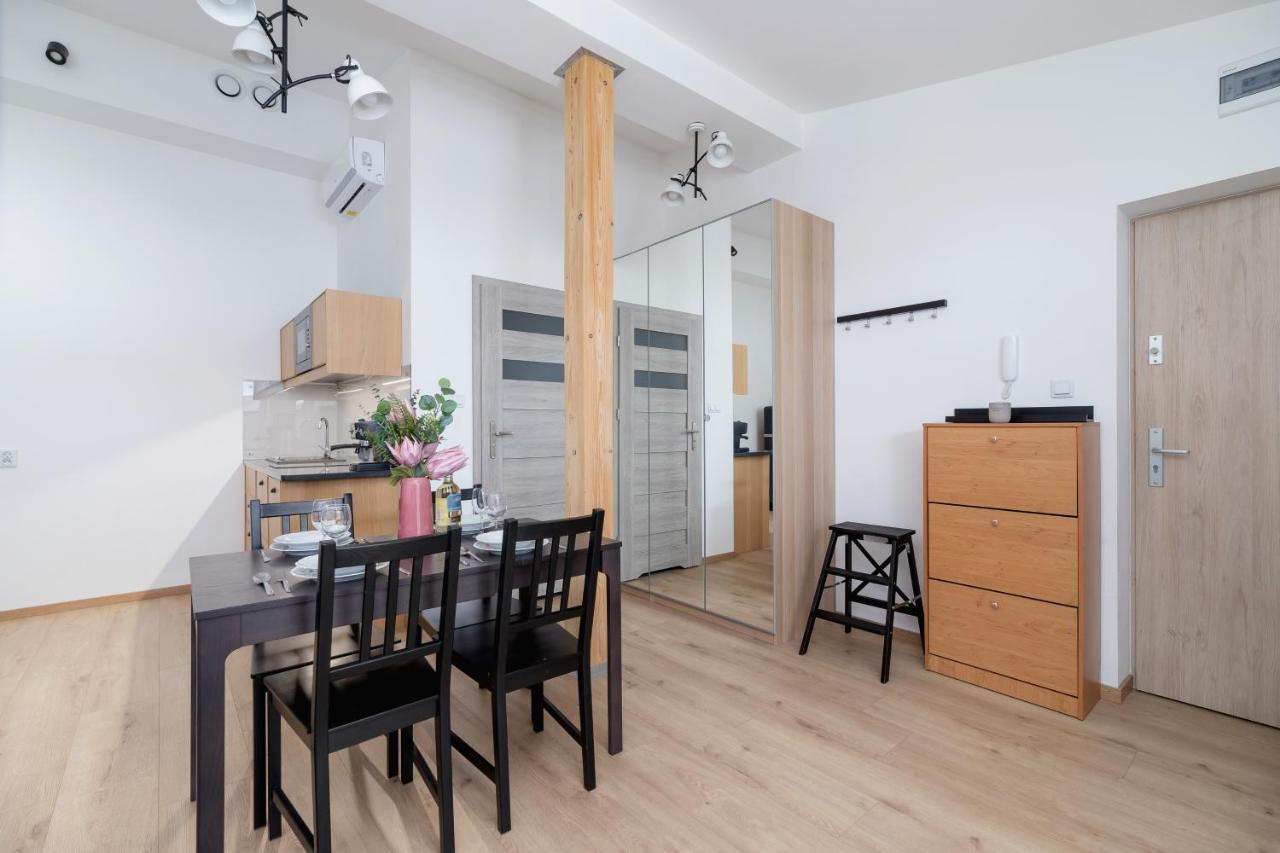 Kazimierz Apartments Near Wawel Royal Castle By Renters Krakau Buitenkant foto